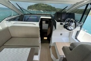 35ft Sealine Yacht For Sale