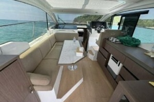 35ft Sealine Yacht For Sale