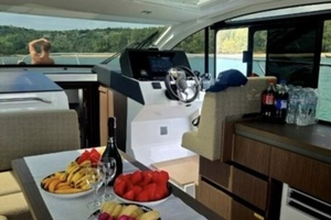 35ft Sealine Yacht For Sale