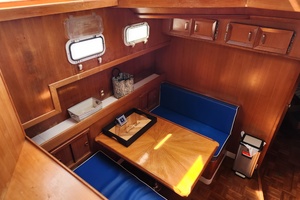 Harvest Moon 42ft Jefferson Yacht For Sale
