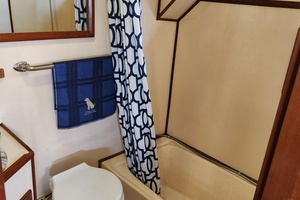 Harvest Moon 42ft Jefferson Yacht For Sale
