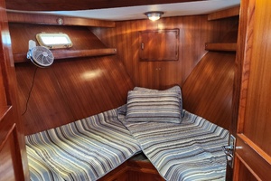 Harvest Moon 42ft Jefferson Yacht For Sale