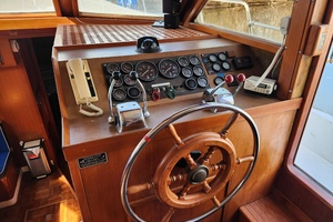 Harvest Moon 42ft Jefferson Yacht For Sale