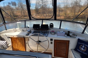 Harvest Moon 42ft Jefferson Yacht For Sale
