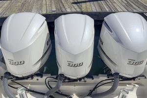 38ft Pursuit Yacht For Sale