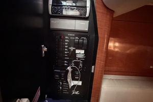 32ft Sea Ray Yacht For Sale