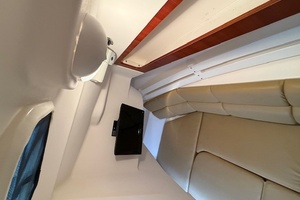 28ft Edgewater Yacht For Sale