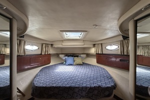 2001 Sea Ray 450 Express Bridge thumbnail 20