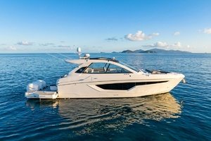 2021 Cruisers Yachts 42 GLS OB thumbnail 1