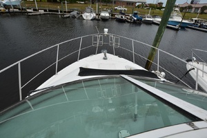Miss Kitty 35ft Carver Yacht For Sale