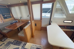 2006 Mainship 43 Trawler thumbnail 28