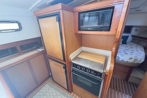 2006 Mainship 43 Trawler thumbnail 11