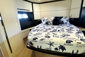 2015 Azimut 55S thumbnail 32
