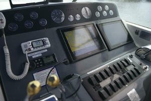 1995 Tiara Yachts 4000 thumbnail 6