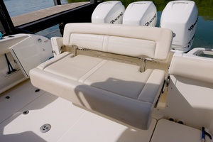 35ft Boston Whaler Yacht For Sale