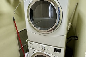 2010 Custom Floating Cabin - Approx 1340sqft thumbnail 22