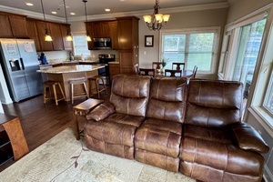 2010 Custom Floating Cabin - Approx 1340sqft thumbnail 58