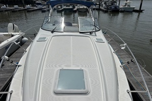 2006 Bayliner 305 thumbnail 25