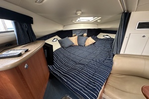 2006 Bayliner 305 thumbnail 37