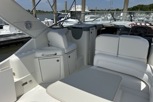 2006 Bayliner 305 thumbnail 16