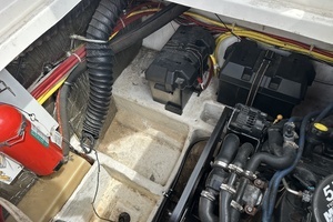 2006 Bayliner 305 thumbnail 46