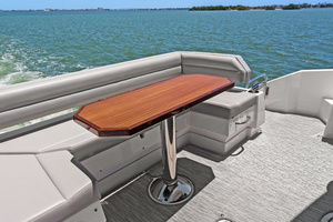 50FT (15.24M) CRUISERS YACHTS