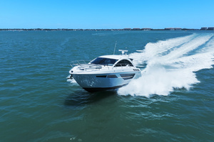 50FT (15.24M) CRUISERS YACHTS