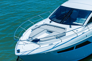 50FT (15.24M) CRUISERS YACHTS