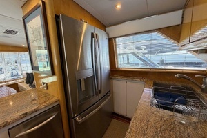 1995 Bertram 60 Convertible thumbnail 26