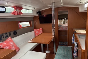 Wind Gypsea 38ft Beneteau Yacht For Sale