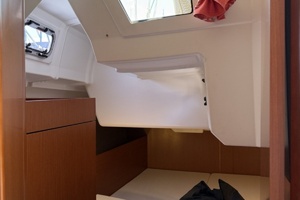 Wind Gypsea 38ft Beneteau Yacht For Sale