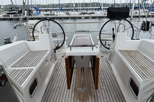 Wind Gypsea 38ft Beneteau Yacht For Sale