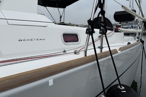 Wind Gypsea 38ft Beneteau Yacht For Sale