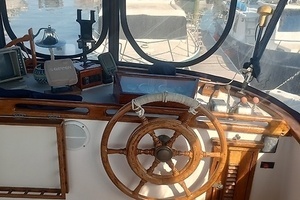 1981 Marine Trading 44 Double Cabin thumbnail 18