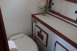 1981 Marine Trading 44 Double Cabin thumbnail 30