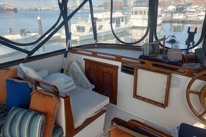 1981 Marine Trading 44 Double Cabin thumbnail 19
