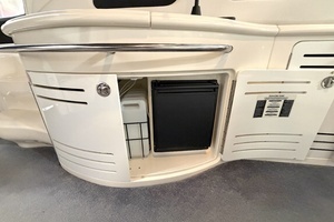 2001 Sea Ray 510 Sundancer 800 CAT thumbnail 17