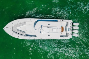2023 Yellowfin Offshore thumbnail 6