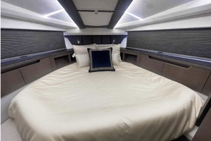 2020 Galeon 425 HTS thumbnail 24