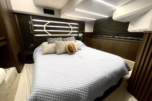 2020 Galeon 425 HTS thumbnail 20