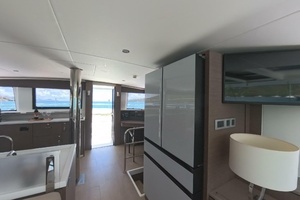 2022 Bali 4.6 thumbnail 25