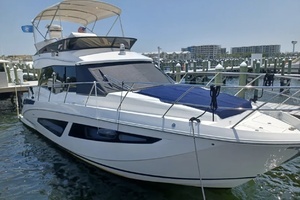 2023 Regal 42 FXO thumbnail 32