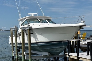 2007 Tiara Yachts 4200 Open thumbnail 12
