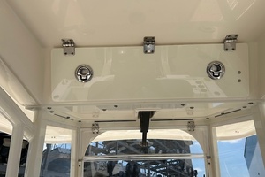 2022 Cobia 262 thumbnail 27
