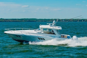 2010 Intrepid 475 Sport Yacht thumbnail 8