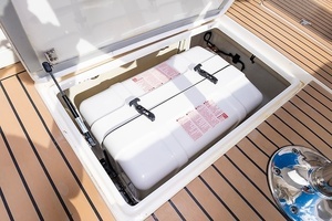 2010 Intrepid 475 Sport Yacht thumbnail 21