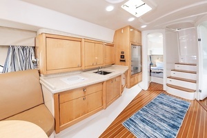 2010 Intrepid 475 Sport Yacht thumbnail 32