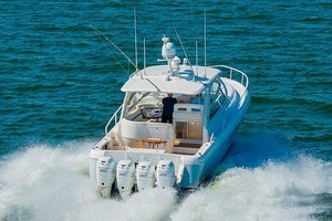 2010 Intrepid 475 Sport Yacht thumbnail 56