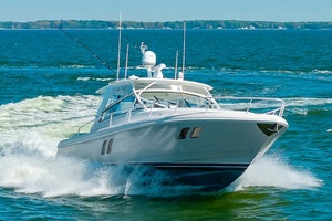 2010 Intrepid 475 Sport Yacht thumbnail 1