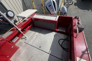 24ft Hewescraft Yacht For Sale